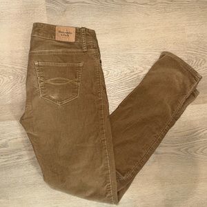 ABERCROMBIE & FITCH Corduroy’s